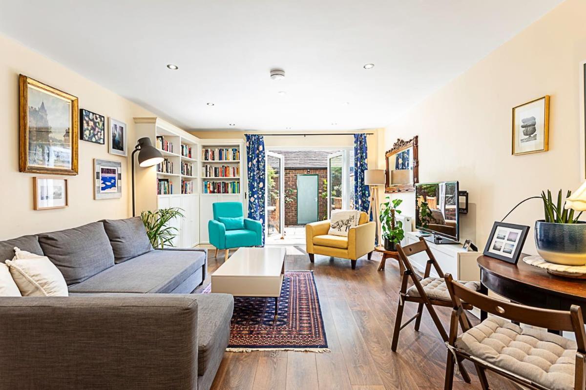 Terraced Bermondsey House Casa de Férias *